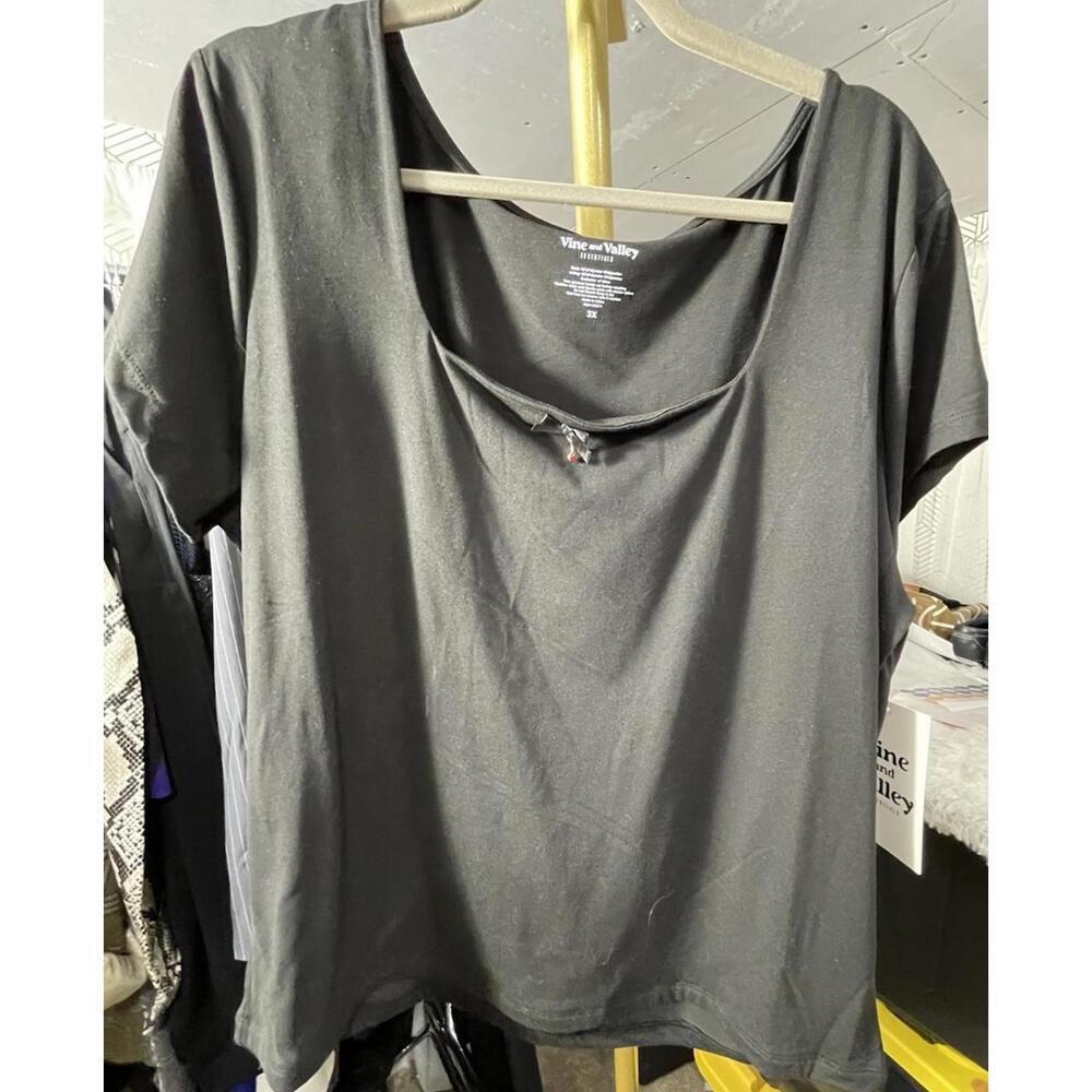 NWT Vine & Valley Essentials Women’s Black Short Sleeve Top Cherry Charm Sz 3X